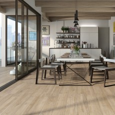Moderne eetkamer met bruin keramisch parket