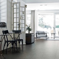 Modern interieur met terrazzo tegels keramisch